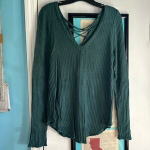 Cha Sor teal green waffle lace back top